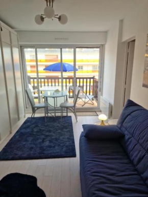 Studio confortable situé en front de mer